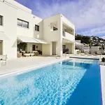 Luxurious In Hills